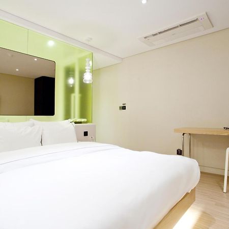 Hotel Forestar Сеул Екстер'єр фото